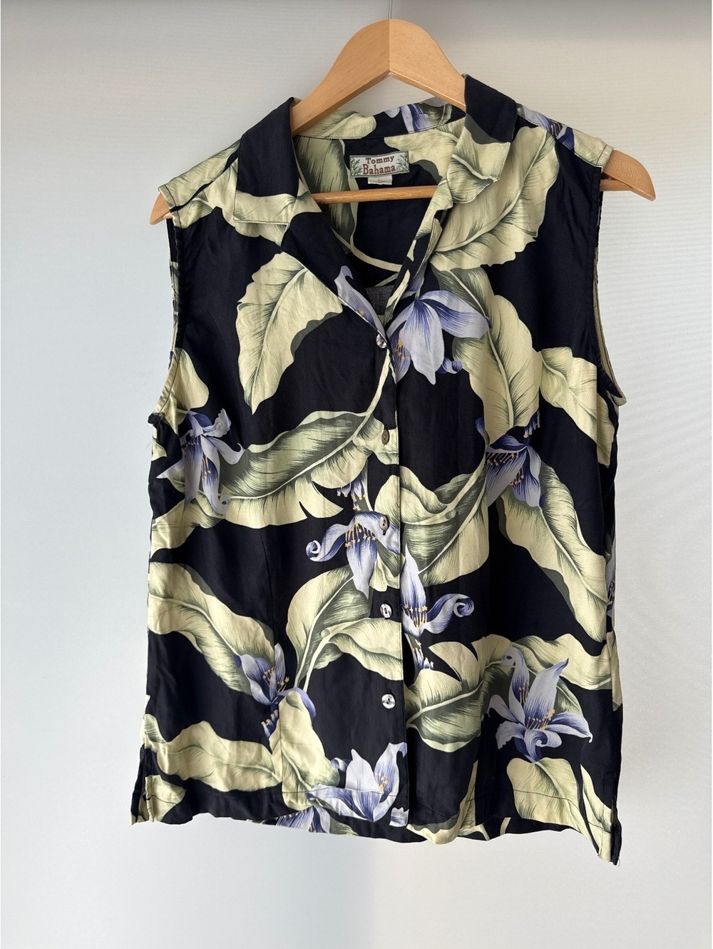 Tommy Bahama 100% Silk Hawaiian Shirt Womens L Black Tropical Floral Sleeveless